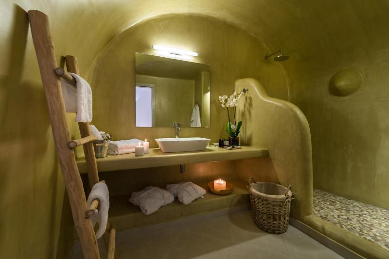Kima Oia Suites - image 2