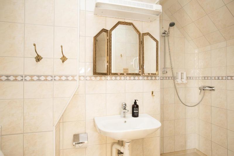 Triple Room with Balcony image 2
