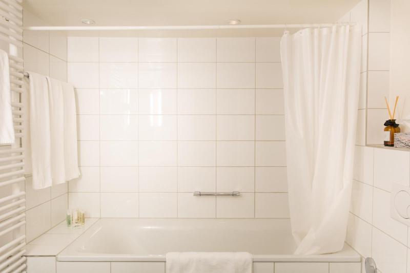 Three-Bedroom Apartment image 3