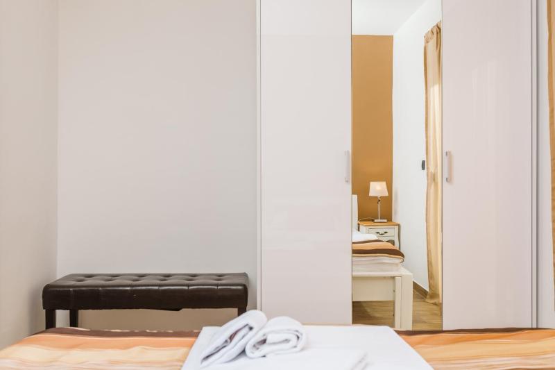 Apartment with Sea View image 4