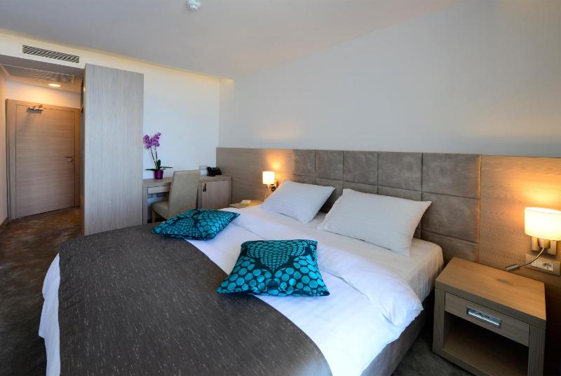 Grand Hotel Adriatic II - image 23