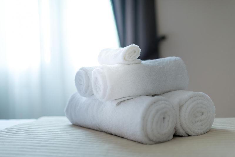 Deluxe Quadruple Room with Square View image 2