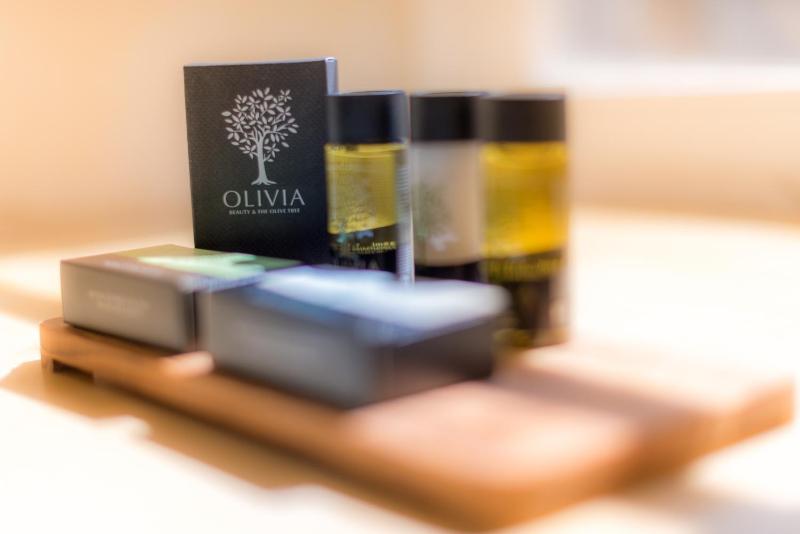 Junior Suite with Balcony and Acropolis View image 2