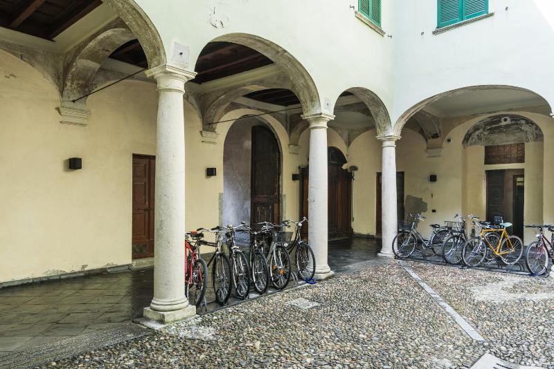 Via Rusconi 10 - byMyHomeinComo - image 15
