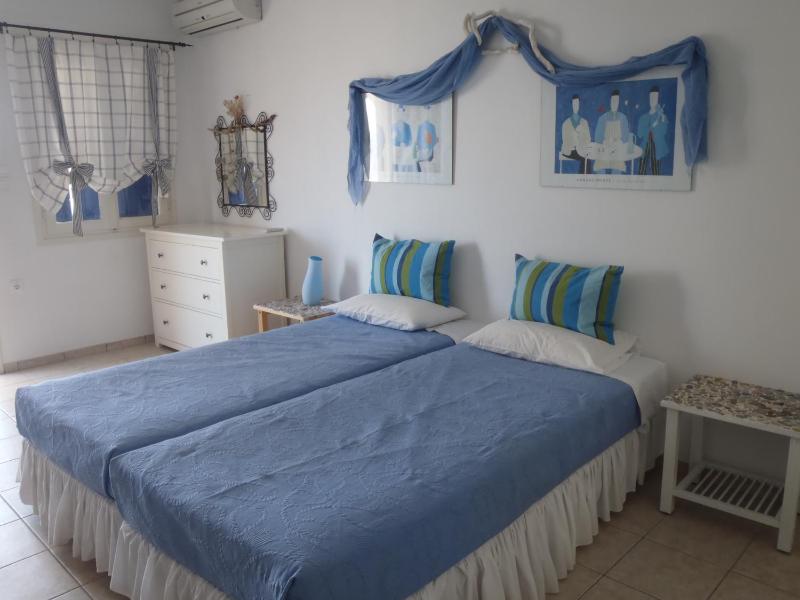 Studio (3 Adults) image 3