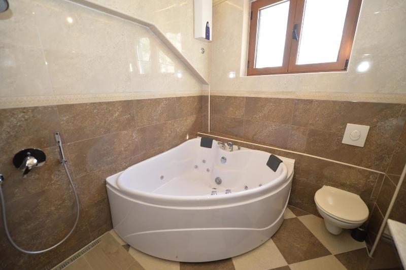 Suite with City View image 1