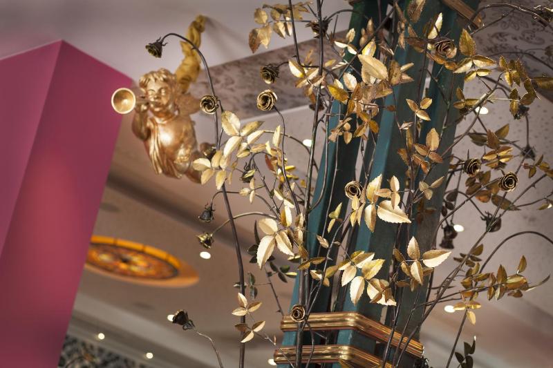 Dorsia Hotel & Restaurant - image 15