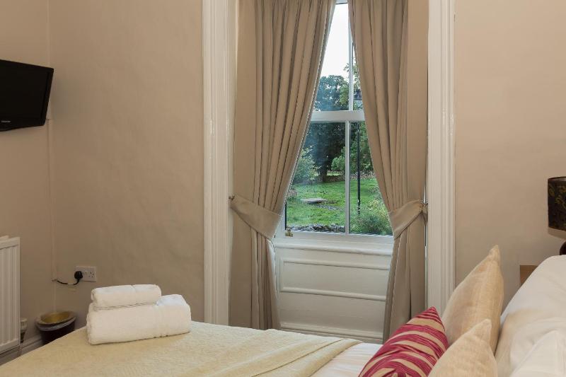 Standard Double Room image 1