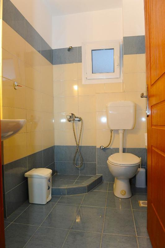 Semi-Basement Double Room image 1