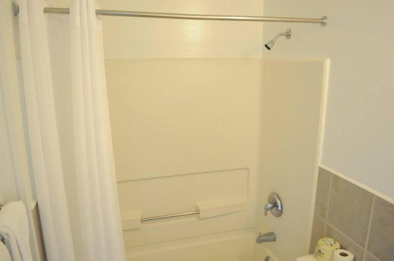 Islander Motel - image 3