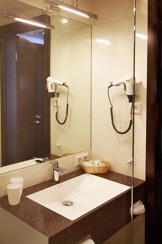 Double Room with Terrace image 2