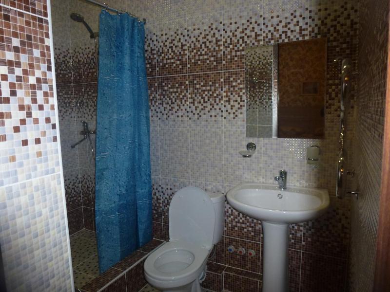 Twin Room image 2