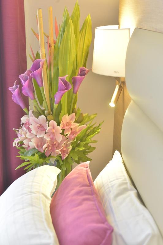 Quadruple Room image 4