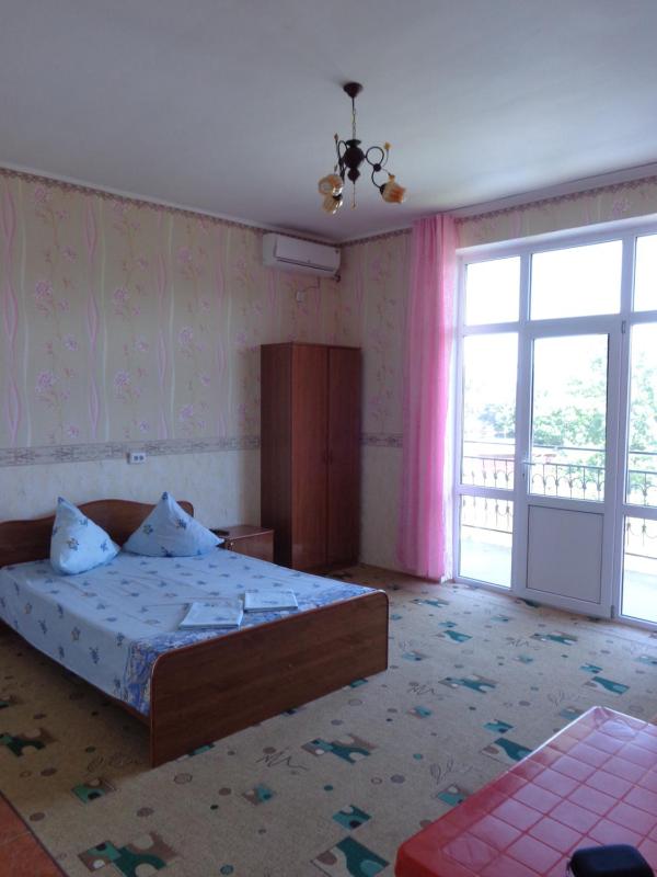 Comfort Quadruple Room image 1