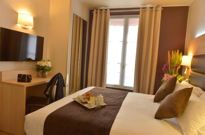 Double Room or Twin Room image 4