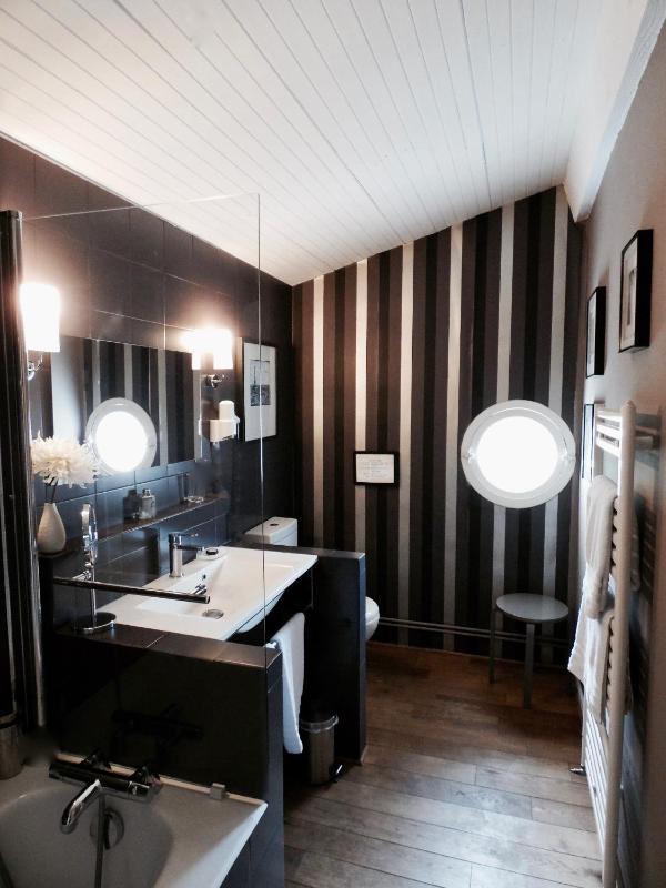 Olivier Double Room image 3