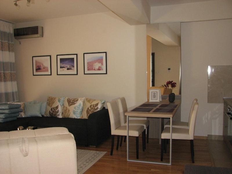 Apartment B&S - image 5