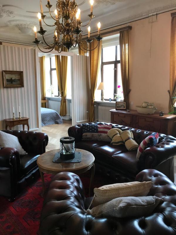 Studio Apartment image 2