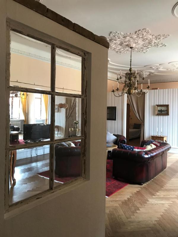 Studio Apartment image 3