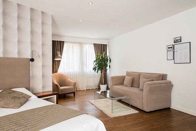 Junior Suite image 2