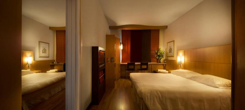 Two Connecting Rooms image 2