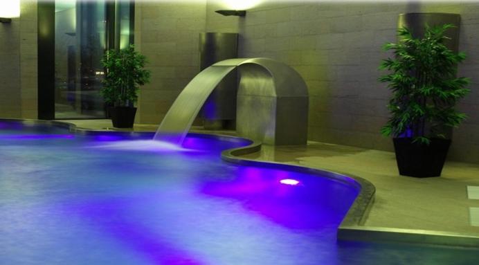 Single Room with Spa Access image 3