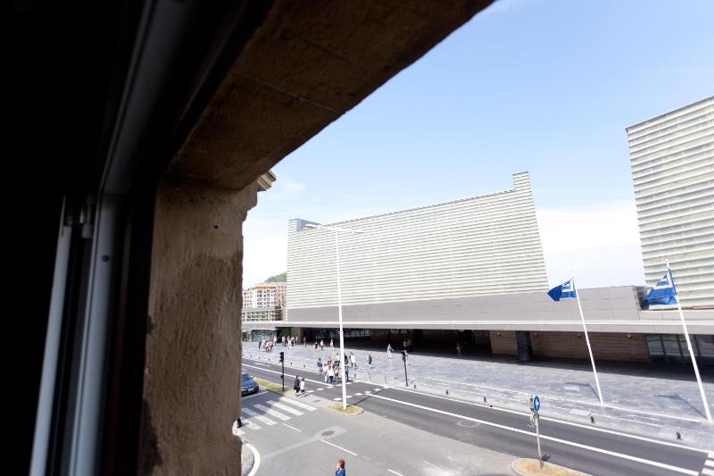 Superior Double Room image 4