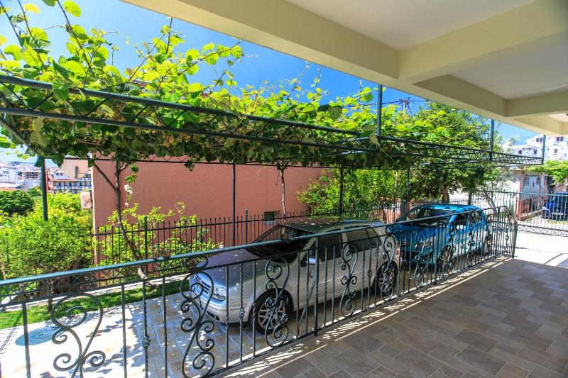 Apartment with Sea View image 3