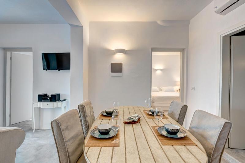 Family Villa with Private Pool & Sea View image 3
