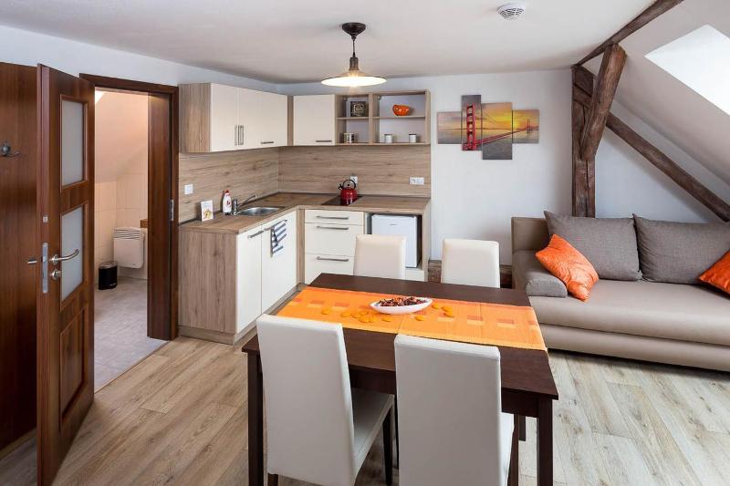 Apartment image 4