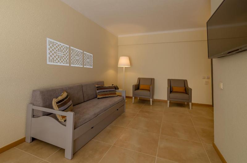One-Bedroom Apartment (2 Adults) image 4