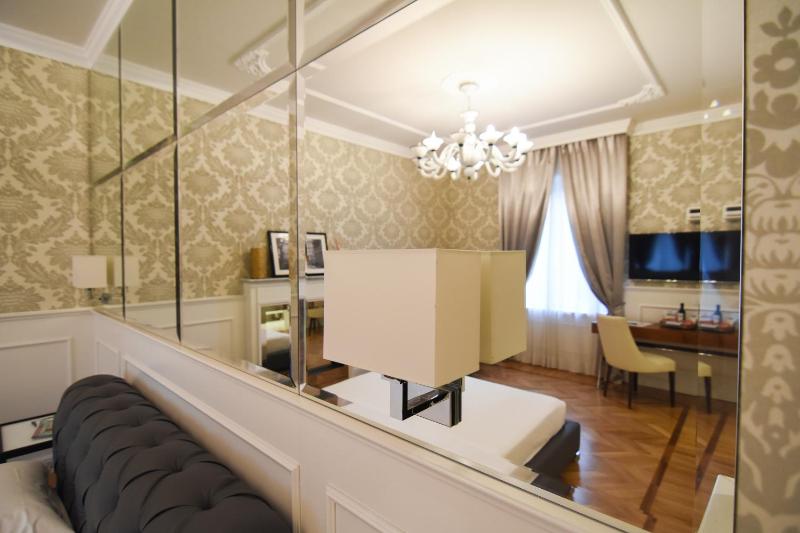 Superior Double Room image 2