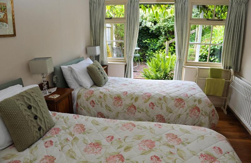 Two-Bedroom House image 3