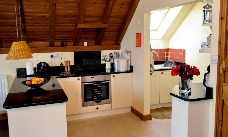 Two-Bedroom House image 4