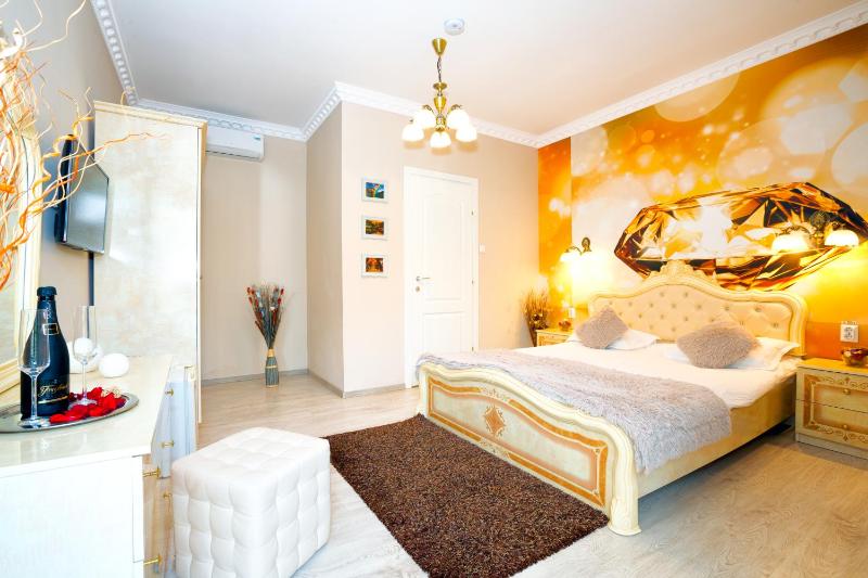 Deluxe Double Room image 1
