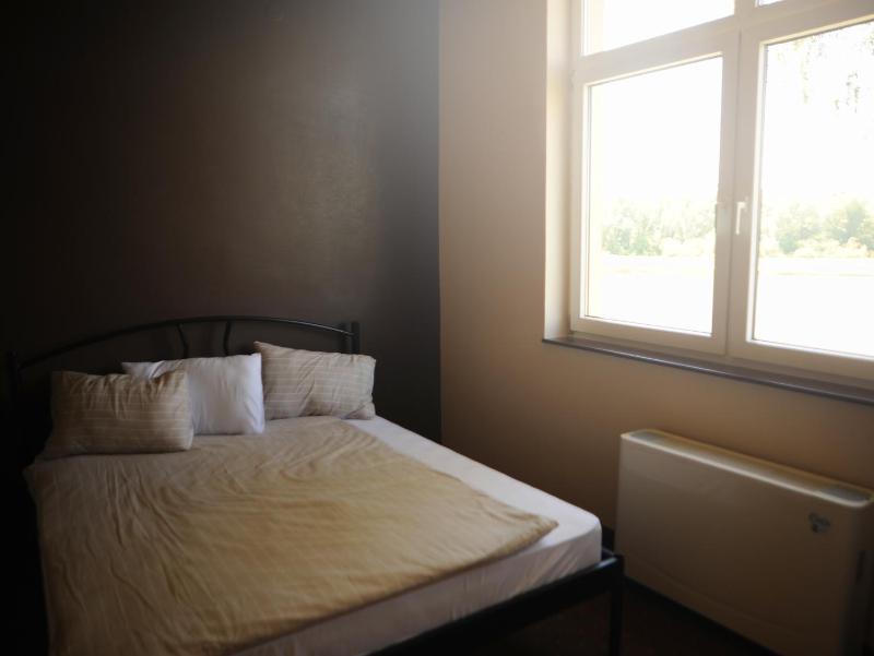 Classic Triple Room image 2