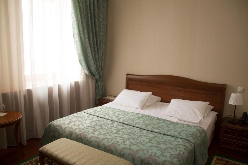 Standard Double Room image 2