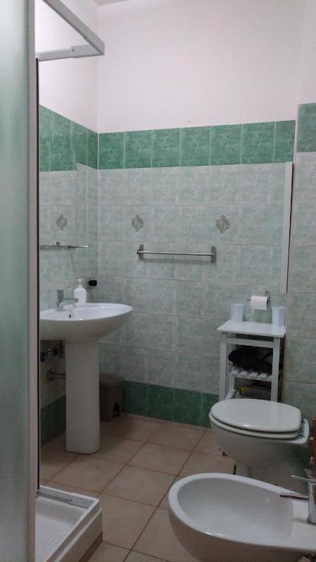 Double Room with Shared Bathroom image 4