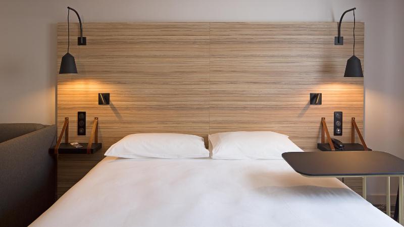 Standard Double Room with Sofa image 4