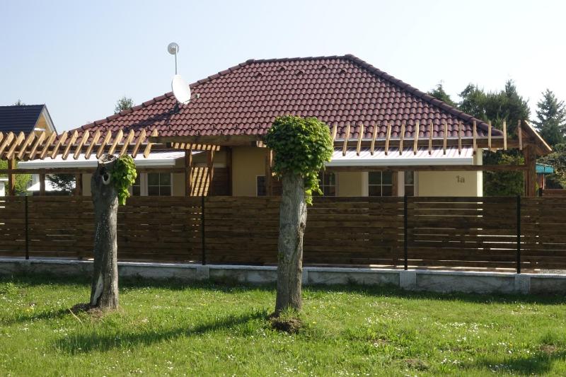 One-Bedroom Apartment image 4
