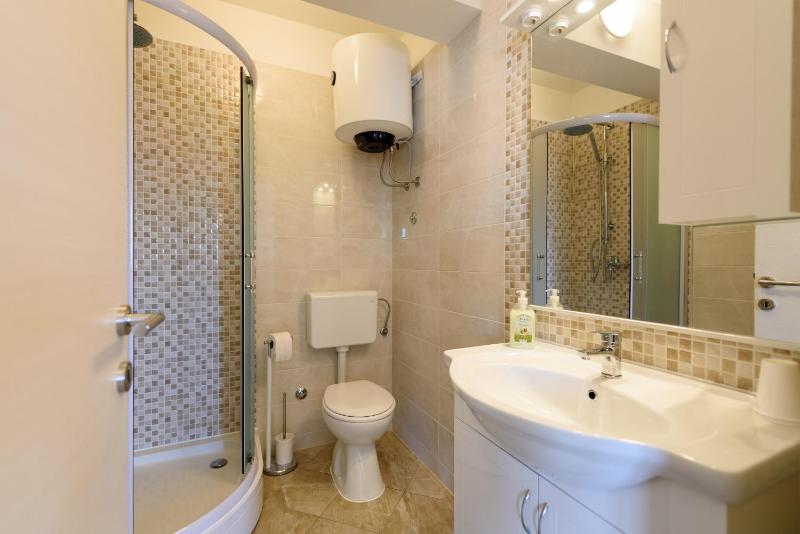 One-Bedroom Apartment (Second Floor) image 3