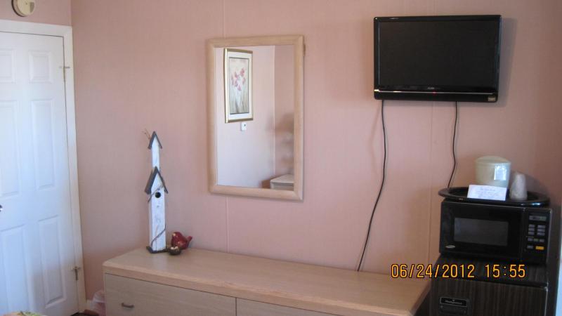 King Room - 1st Floor image 4