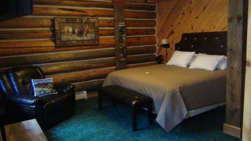 King Suite image 2