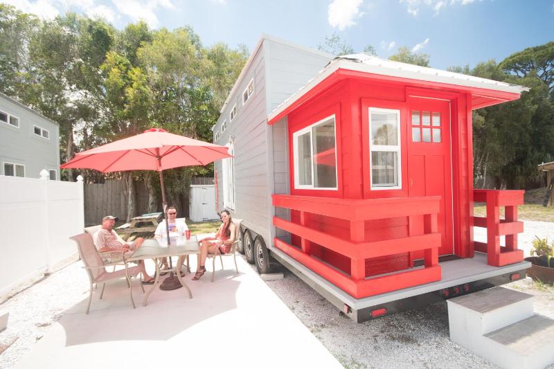 Tiny House Siesta - image 50