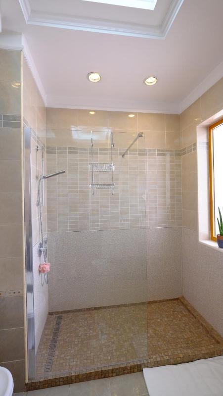 Galeria Apartment - image 12