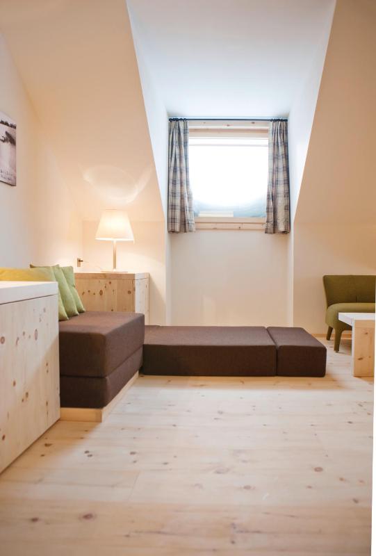 Deluxe Double Room with Valley View image 3