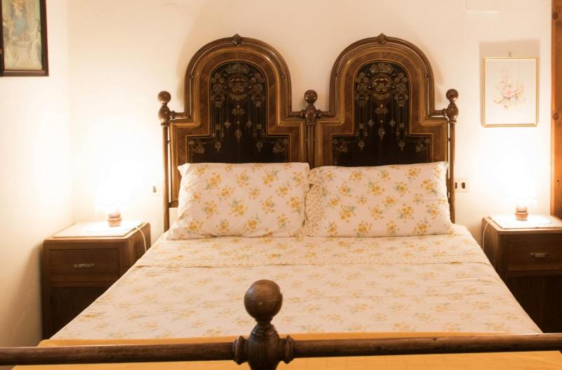 Double Room image 3