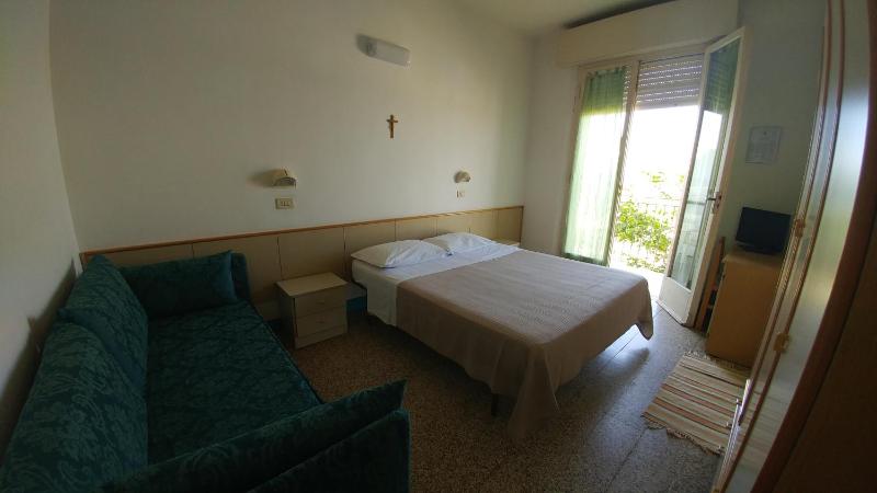 Hotel Capitol - image 21