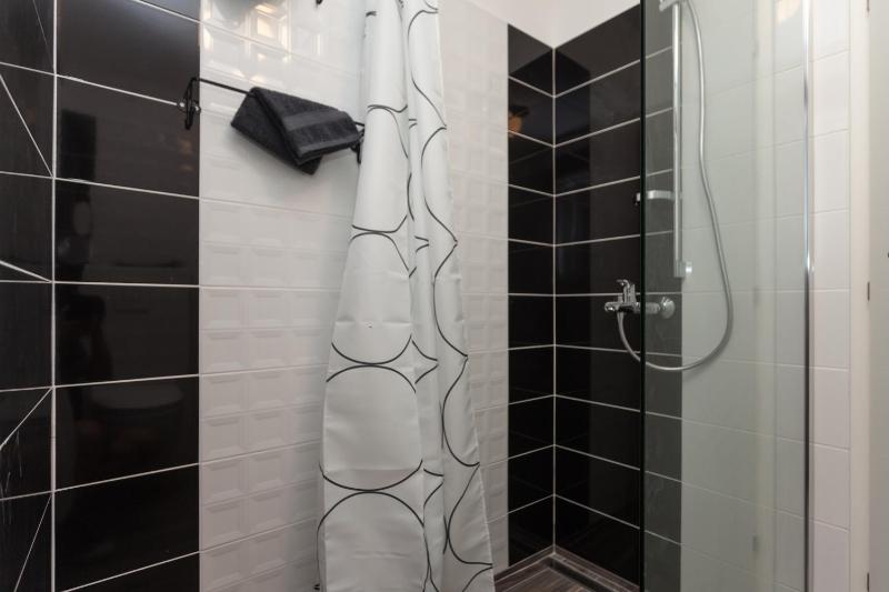Deluxe Double Room image 2