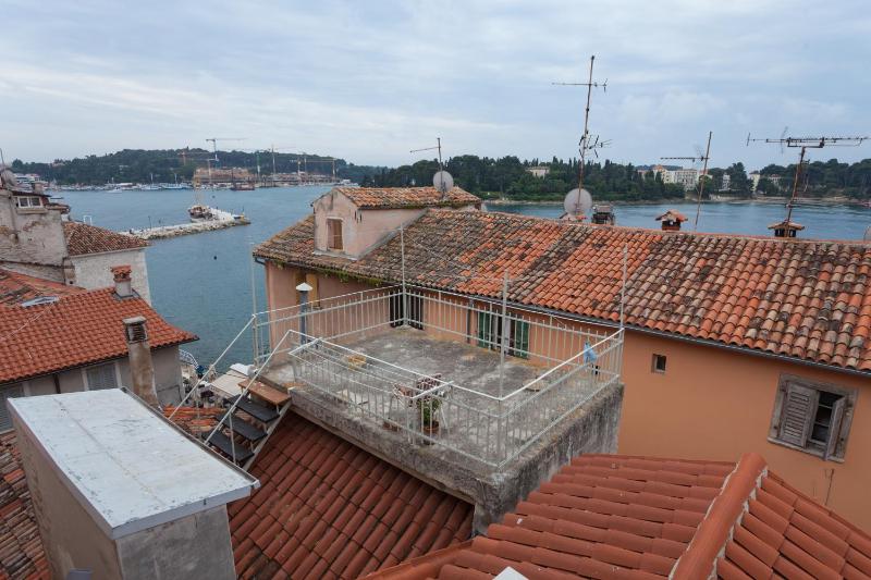 Studio with Sea View image 4